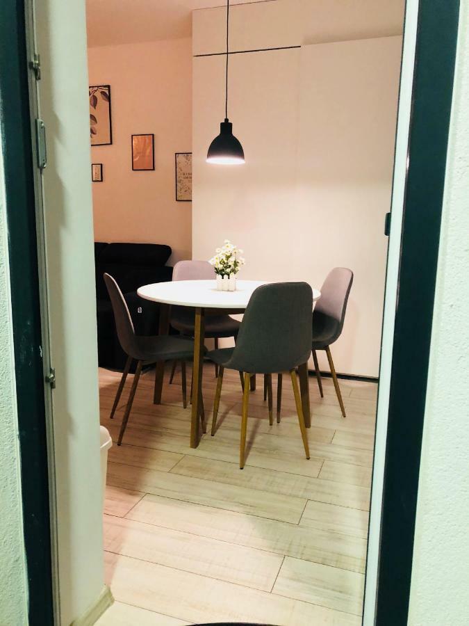 Residence P1 Орадя Екстер'єр фото